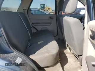 2010 Ford Escape XLS с VIN 1FMCU0C71AKC79020, выставлен на аукционе Copart как лот 52207675 с пробегом 188 415 миль миль и Списание • Salvage title. История ставок и продаж доступна на DreamBid. Изображение 11.
