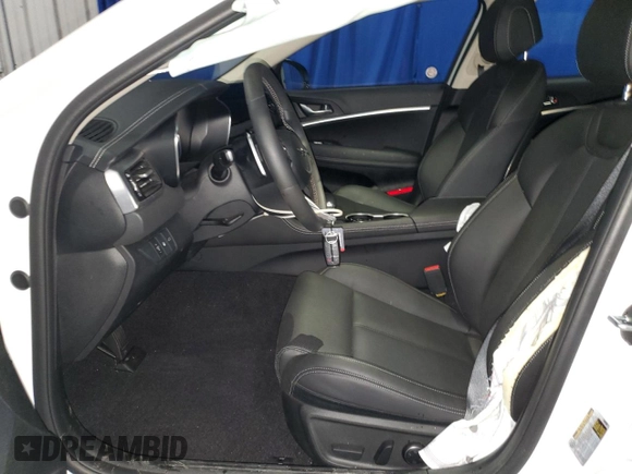 2023 Genesis G70 2.0T with VIN KMTG34TAXPU131832, listed as a Copart auction lot 44111124 with 3,203 mi miles and Non Repairable. Bid and sale history available at DreamBid. Image 7.