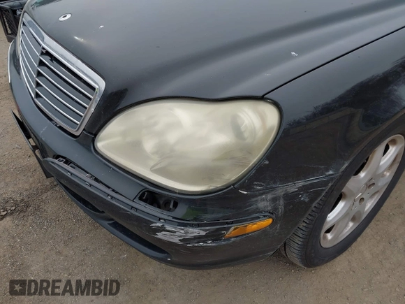 2005 Mercedes-Benz S-Class 4.3L with VIN WDBNG83J15A442273, listed as a IAAI auction lot 41556519 with 222,481 mi miles. Bid and sale history available at carsss.com. Image 6.