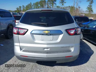 2016 Chevrolet Traverse LS with VIN 1GNKRFED2GJ239042, listed as a IAAI auction lot 41747405 with 118,400 mi miles. Bid and sale history available at carsss.com. Image 16.