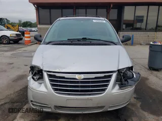 2007 Chrysler Town & Country LWB Touring with VIN 2A4GP54L07R281688, listed as a Copart auction lot 89054885 with 222,047 mi miles and Non Repairable. Bid and sale history available at carsss.com. Image 5.