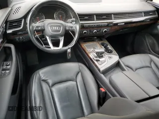 2018 Audi Q7 Premium with VIN WA1AAAF72JD000694, listed as a Copart auction lot 55625414 with 55,602 mi miles and Salvage title. Bid and sale history available at DreamBid. Image 8.
