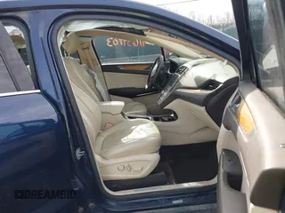 2015 Lincoln MKC with VIN 5LMTJ2AH2FUJ12531, listed as a IAAI auction lot 41639903 with 112,835 mi miles. Bid and sale history available at carsss.com. Image 5.