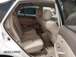 2005 Lexus RX 330 z VIN 2T2HA31U95C042484, wystawiony jako IAAI lot #42552417 z przebiegiem 165 170 mil mil oraz . Historia ofert i sprzedaży dostępna na DreamBid. Obrazek 8.