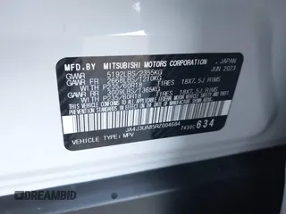 2024 Mitsubishi Outlander ES z VIN JA4J3UA85RZ004684, wystawiony jako IAAI lot #41289047 z przebiegiem 18 819 mil mil oraz . Historia ofert i sprzedaży dostępna na DreamBid. Obrazek 9.