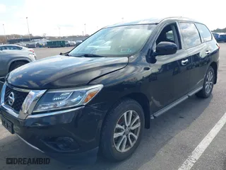 2014 Nissan Pathfinder S with VIN 5N1AR2MM7EC723543, listed as a IAAI auction lot 42014713 with 145,617 mi miles. Bid and sale history available at carsss.com. Image 2.