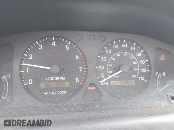 1999 Chevrolet Prizm z VIN 1Y1SK5487XZ439374, wystawiony jako IAAI lot #41746472 z przebiegiem 152 674 mil mil oraz . Historia ofert i sprzedaży dostępna na DreamBid. Obrazek 7.