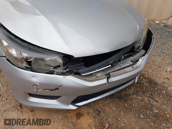 2014 Honda Accord LX with VIN 1HGCR2F33EA258614, listed as a IAAI auction lot 41759607 with 88,347 mi miles and . Bid and sale history available at carsss.com. Image 6.