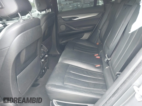 2018 BMW X6 xDrive35i z VIN 5UXKU2C51J0X50913, wystawiony jako IAAI lot #42078443 z przebiegiem Nie podano mil oraz . Historia ofert i sprzedaży dostępna na DreamBid. Obrazek 8.