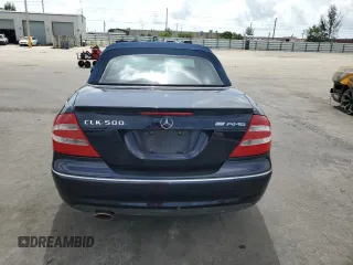 2005 Mercedes-Benz CLK 500 with VIN WDBTK75G65T040674, listed as a Copart auction lot 59931775 with 672 mi miles and Clean title. Bid and sale history available at DreamBid. Image 6.