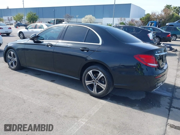 2019 Mercedes-Benz E 300 z VIN WDDZF4JB9KA509360, wystawiony jako IAAI lot #41846674 z przebiegiem 202 663 mil mil oraz . Historia ofert i sprzedaży dostępna na DreamBid. Obrazek 3.