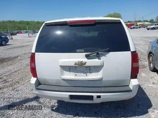 2010 Chevrolet Tahoe LS with VIN 1GNMCAE05AR263340, listed as a IAAI auction lot 41998453 with 256,944 mi miles and . Bid and sale history available at DreamBid. Image 16.