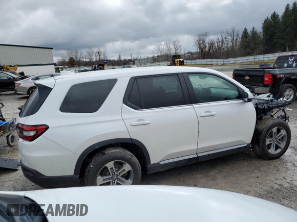 2023 Honda Pilot EX-L 7 Passenger with VIN 5FNYG1H57PB045596, listed as a Copart auction lot 46602654 with 5,435 mi miles and Non Repairable. Bid and sale history available at carsss.com. Image 3.