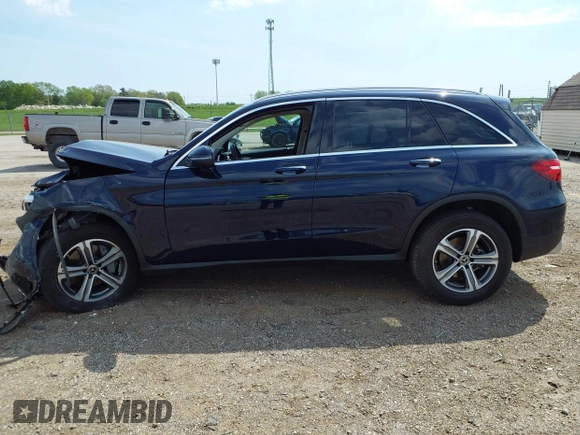 2019 Mercedes-Benz GLC 300 z VIN WDC0G4KB5KF626915, wystawiony jako IAAI lot #42100847 z przebiegiem 22 440 mil mil oraz . Historia ofert i sprzedaży dostępna na DreamBid. Obrazek 14.