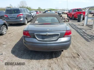 2004 Chrysler Sebring LXi z VIN 1C3EL55R54N391404, wystawiony jako IAAI lot #42051873 z przebiegiem 126 918 mil mil oraz . Historia ofert i sprzedaży dostępna na DreamBid. Obrazek 16.