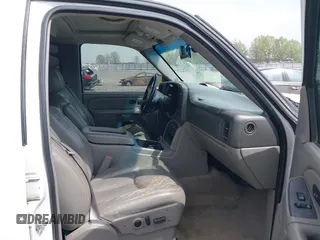 2006 Chevrolet Tahoe Z71 with VIN 1GNEK13T76R166684, listed as a IAAI auction lot 41898163 with 278,042 mi miles. Bid and sale history available at carsss.com. Image 5.