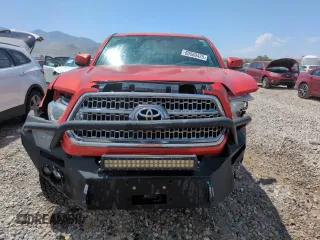 2017 Toyota Tacoma SR5 with VIN 3TMCZ5ANXHM066705, listed as a Copart auction lot 60560425 with 155,703 mi miles and Salvage title. Bid and sale history available at DreamBid. Image 5.