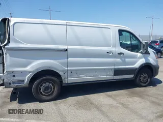 2020 Ford Transit Cargo с VIN 1FTBR1Y84LKB37403, выставлен на аукционе IAAI как лот 42501372 с пробегом 108 257 миль миль и . История ставок и продаж доступна на DreamBid. Изображение 14.