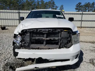 2018 Ram 1500 Tradesman z VIN 1C6RR6FG1JS211256, wystawiony jako Copart lot #49769185 z przebiegiem 171 115 mil mil oraz Szkoda całkowita • Salvage title. Historia ofert i sprzedaży dostępna na DreamBid. Obrazek 5.