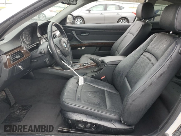 2011 BMW 3 Series 328i xDrive z VIN WBAKF3C54BE567203, wystawiony jako Copart lot #47978225 z przebiegiem 164 146 mil mil oraz Tytuł czysty. Historia ofert i sprzedaży dostępna na DreamBid. Obrazek 7.