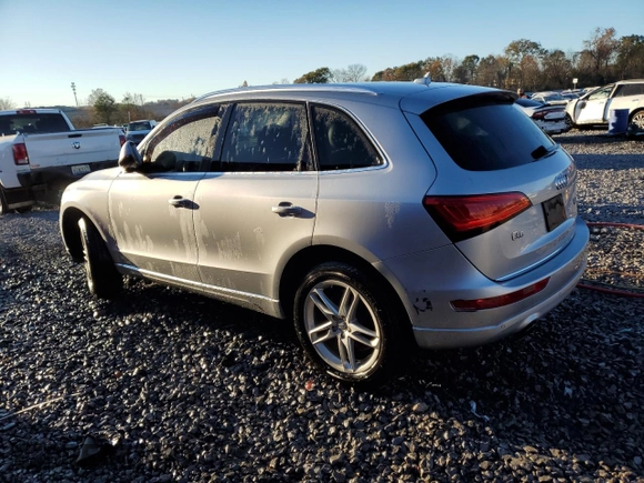 2016 Audi Q5 Premium Plus with VIN WA1L2AFP0GA030437, listed as a Copart auction lot 82995804 with 98,441 mi miles and Salvage Title. Bid and sale history available at carsss.com. Image 2.
