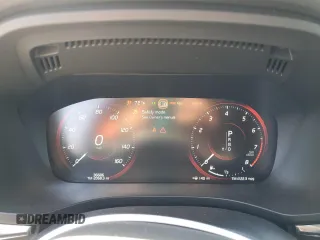2021 Volvo XC60 Momentum с VIN YV4102RK3M1722743, выставлен на аукционе Copart как лот 54784965 с пробегом 36 686 миль миль и Списание • Salvage title. История ставок и продаж доступна на DreamBid. Изображение 9.