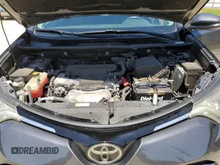 2018 Toyota RAV4 XLE with VIN 2T3WFREV2JW501793, listed as a Copart auction lot 52553015 with 67,918 mi miles and Salvage Title. Bid and sale history available at carsss.com. Image 12.