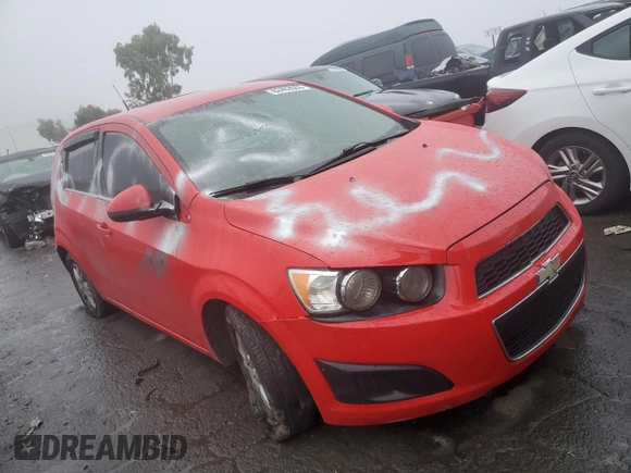 2014 Chevrolet Sonic LT with VIN 1G1JC6SB8E4123986, listed as a Copart auction lot 82403563 with 152,352 mi miles and Salvage Title. Bid and sale history available at carsss.com. Image 4.