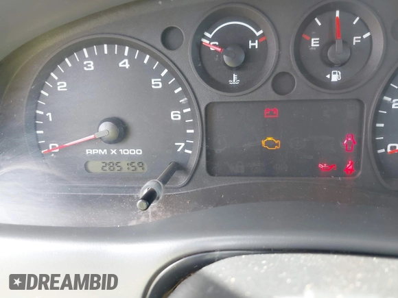 2005 Ford Ranger XL with VIN 1FTYR14U45PA15529, listed as a IAAI auction lot 42152120 with 285,159 mi miles. Bid and sale history available at carsss.com. Image 7.