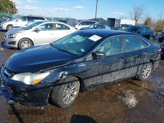 2017 Toyota Camry Hybrid LE with VIN 4T1BD1FK9HU203089, listed as a IAAI auction lot 41315779 with 87,630 mi miles. Bid and sale history available at carsss.com. Image 14.