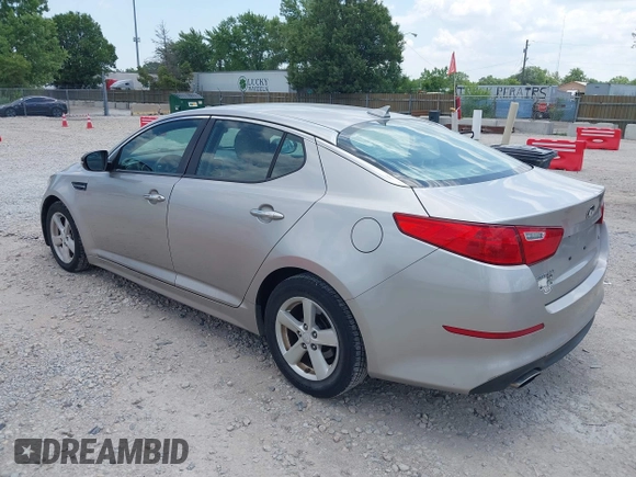 2015 Kia Optima LX с VIN KNAGM4A78F5533101, выставлен на аукционе IAAI как лот 42629938 с пробегом 135 019 миль миль и . История ставок и продаж доступна на DreamBid. Изображение 3.