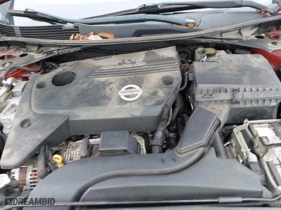 2015 Nissan Altima 2.5 S with VIN 1N4AL3AP2FC216406, listed as a IAAI auction lot 41098331 with 162,239 mi miles. Bid and sale history available at carsss.com. Image 10.