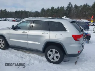 2011 Jeep Grand Cherokee 70th Anniversary with VIN 1J4RR4GGXBC609633, listed as a IAAI auction lot 41469526 with 138,439 mi miles. Bid and sale history available at carsss.com. Image 14.