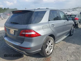 2015 Mercedes-Benz M 350 with VIN 4JGDA5JB2FA483386, listed as a IAAI auction lot 42597674 with 202,833 mi miles and . Bid and sale history available at DreamBid. Image 4.