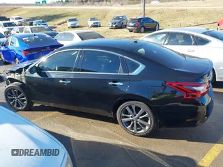 2018 Nissan Altima SR with VIN 1N4AL3AP4JC293173, listed as a IAAI auction lot 41079793 with 95,390 mi miles and . Bid and sale history available at carsss.com. Image 15.