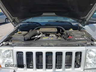 2006 Jeep Commander z VIN 1J8HG48K76C337700, wystawiony jako IAAI lot #42869420 z przebiegiem 193 609 mil mil oraz . Historia ofert i sprzedaży dostępna na DreamBid. Obrazek 10.