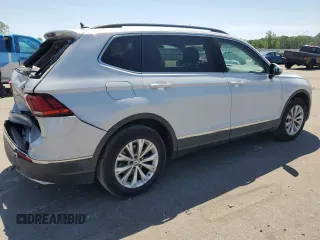 2018 Volkswagen Tiguan SEL z VIN 3VV3B7AX0JM022382, wystawiony jako Copart lot #54909245 z przebiegiem 119 714 mil mil oraz Szkoda całkowita • Salvage title. Historia ofert i sprzedaży dostępna na DreamBid. Obrazek 3.