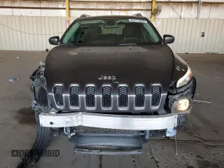 2016 Jeep Cherokee Latitude with VIN 1C4PJLCS8GW107783, listed as a Copart auction lot 64771655 with 108,745 mi miles and Salvage title. Bid and sale history available at DreamBid. Image 5.