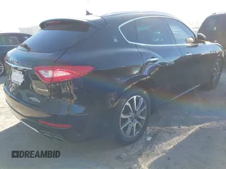 2017 Maserati Levante z VIN ZN661XUL1HX257769, wystawiony jako IAAI lot #41703740 z przebiegiem 107 038 mil mil oraz . Historia ofert i sprzedaży dostępna na DreamBid. Obrazek 4.