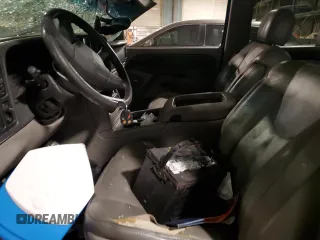 2003 Chevrolet Suburban LT with VIN 3GNGK26UX3G136660, listed as a Copart auction lot 82666304 with 0 mi miles and Salvage Title. Bid and sale history available at carsss.com. Image 7.