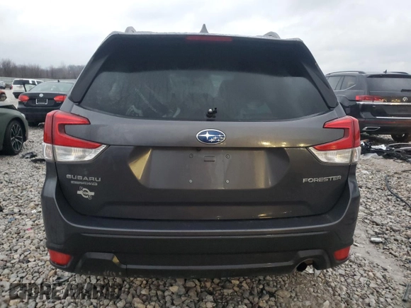 2021 Subaru Forester Premium z VIN JF2SKAJC9MH517873, wystawiony jako Copart lot #84837204 z przebiegiem 81 512 mil mil oraz Nie do naprawy • Non repairable. Historia ofert i sprzedaży dostępna na DreamBid. Obrazek 6.