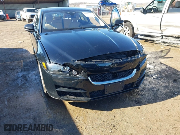 2018 Jaguar XE 25t Premium with VIN SAJAD4FX3JCP20138, listed as a IAAI auction lot 41441120 with 52,795 mi miles. Bid and sale history available at carsss.com. Image 6.