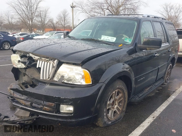 2005 Lincoln Navigator Luxury with VIN 5LMFU28535LJ11344, listed as a IAAI auction lot 41469627 with 177,036 mi miles. Bid and sale history available at carsss.com. Image 17.