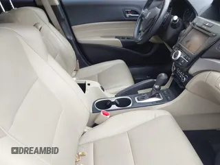 2016 Acura ILX w/Premium Pkg with VIN 19UDE2F77GA015300, listed as a IAAI auction lot 41820151 with 999,999 mi miles. Bid and sale history available at carsss.com. Image 5.