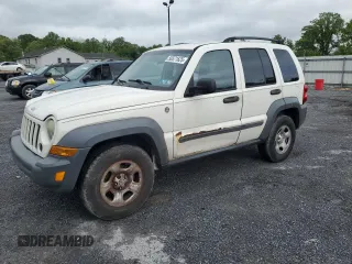 2006 Jeep Liberty Sport z VIN 1J4GL48K46W113582, wystawiony jako Copart lot #56571625 z przebiegiem 186 581 mil mil oraz Czysty tytuł • Clean title. Historia ofert i sprzedaży dostępna na DreamBid. Obrazek 1.