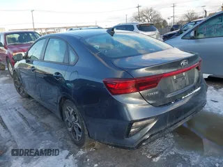 2019 Kia Forte LXS with VIN 3KPF24AD8KE032525, listed as a IAAI auction lot 41527715 with 33,561 mi miles and . Bid and sale history available at carsss.com. Image 3.