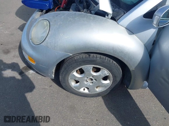 2003 Volkswagen Beetle GLS with VIN 3VWCK21Y83M333939, listed as a IAAI auction lot 42121822 with 207,708 mi miles and . Bid and sale history available at DreamBid. Image 6.