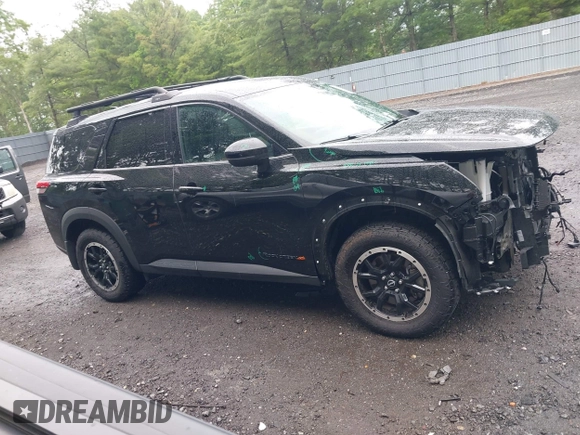 2024 Nissan Pathfinder Rock Creek with VIN 5N1DR3BDXRC295432, listed as a IAAI auction lot 42453531 with 18,917 mi miles and . Bid and sale history available at DreamBid. Image 13.