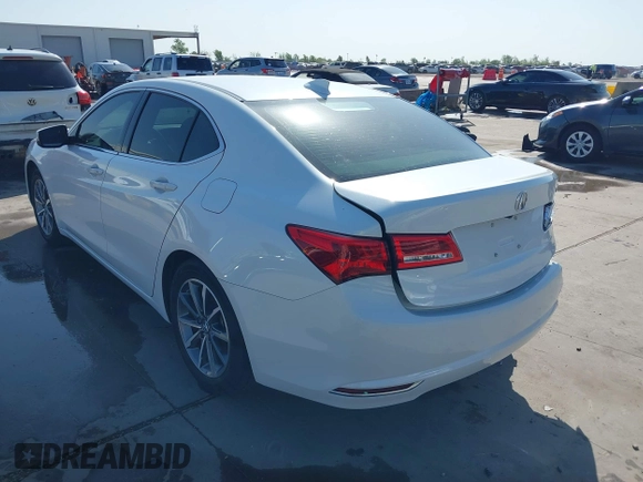 2020 Acura TLX z VIN 19UUB1F32LA011682, wystawiony jako IAAI lot #41942085 z przebiegiem 53 726 mil mil oraz . Historia ofert i sprzedaży dostępna na DreamBid. Obrazek 3.