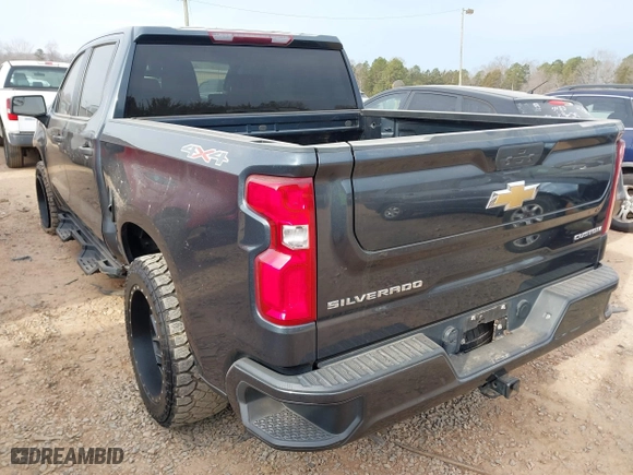 2021 Chevrolet Silverado 1500 Custom with VIN 1GCPYBEK1MZ361509, listed as a IAAI auction lot 41449471 with 88,284 mi miles. Bid and sale history available at carsss.com. Image 3.